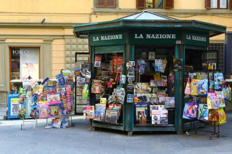 chiosco-urbano-depositphotos-piemontetopnews.it