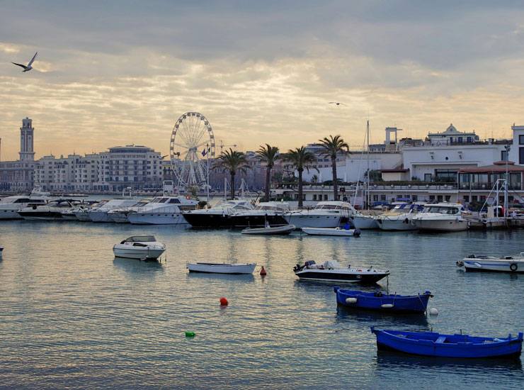 Bari e la sua ruota panoramica - Piemontetopnews.it