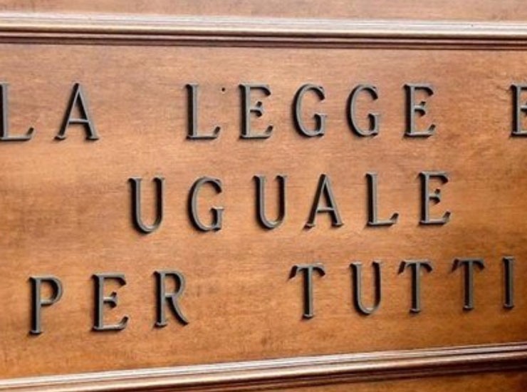 Doppio stipendio, tutto quello che c'è da sapere - Piemontetopnews.it
