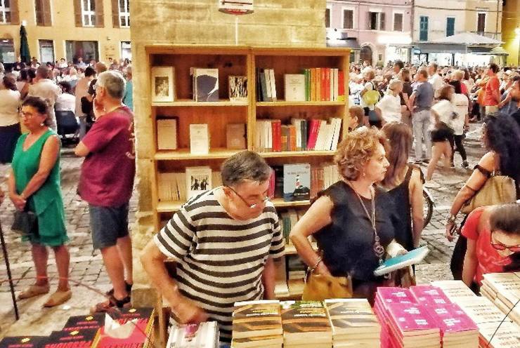 A Limone si è tenuto 'Libri da Gustare'