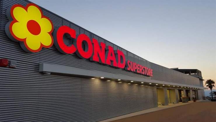 CONAD nei guai, maxi richiamo del suo prodotto più venduto