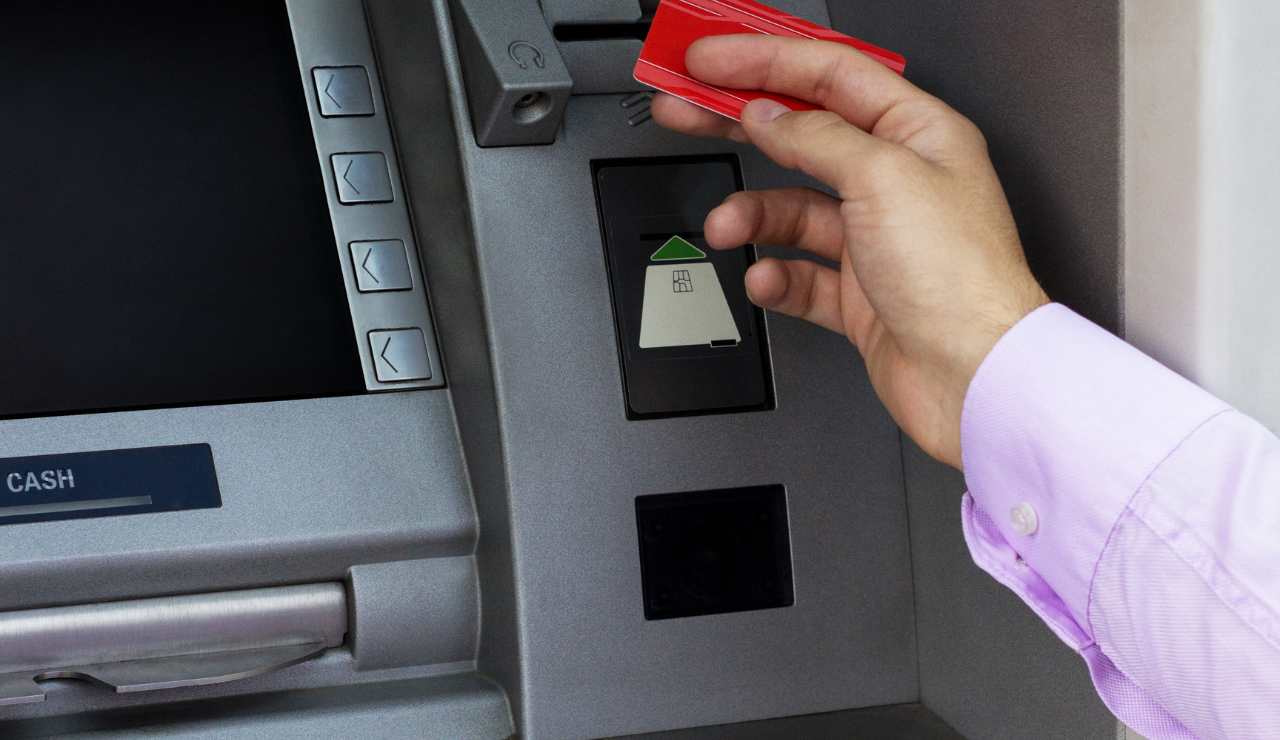 Banca - fonte_Canva - piemontetopnews.it