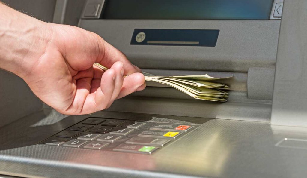 Banca - fonte_canva - piemontetopnews.it