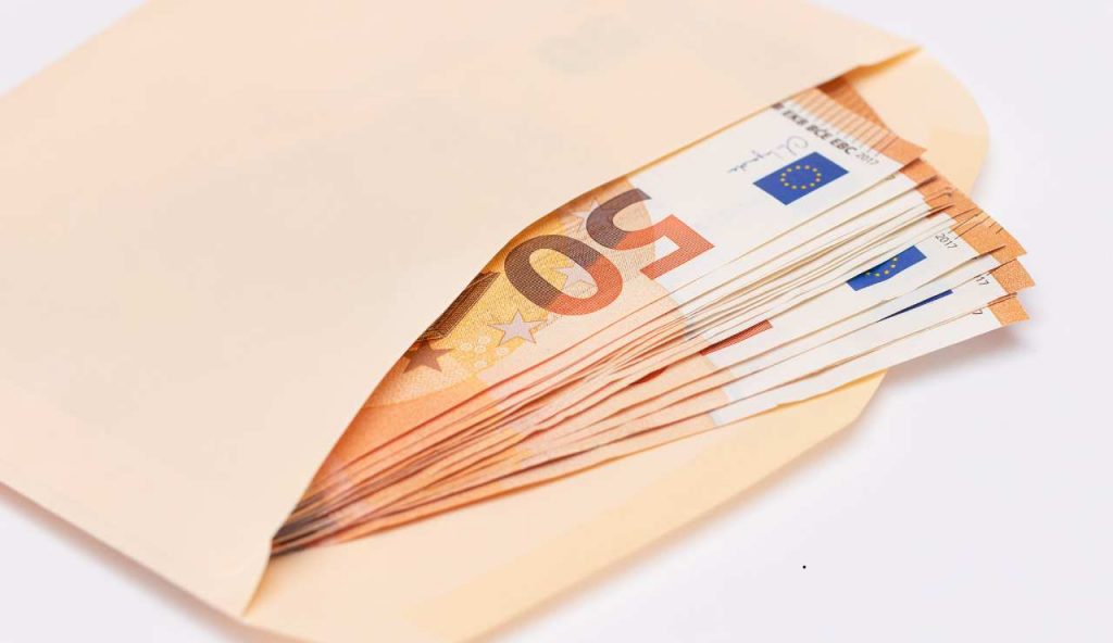 Banconote - fonte_Canva - piemontetopnews.it