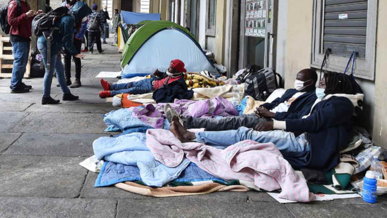 La Caritas lancia l’allarme povertà a Torino: 30% di nuovi poveri