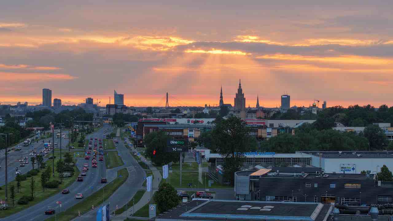 Turismo, a 3 ore da Torino c’è la meta più economica per le vacanze: arrivano da ogni dove per visitarla