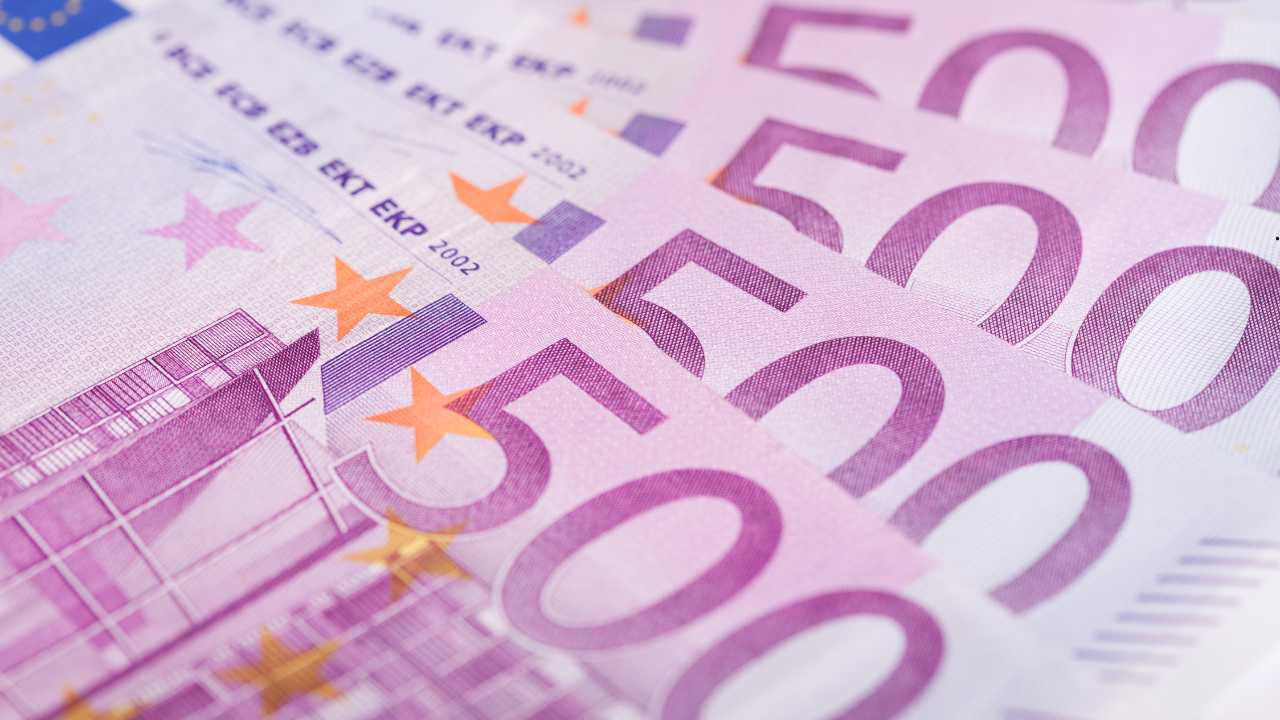 € 500 - fonte_Canva - piemontetopnews.it