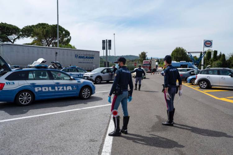 Posto di blocco - fonte_ansa - piemontetopnews.it