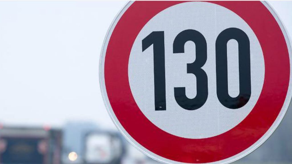 Cartello limite velocità 130 km/h - Piemontetopnews.it
