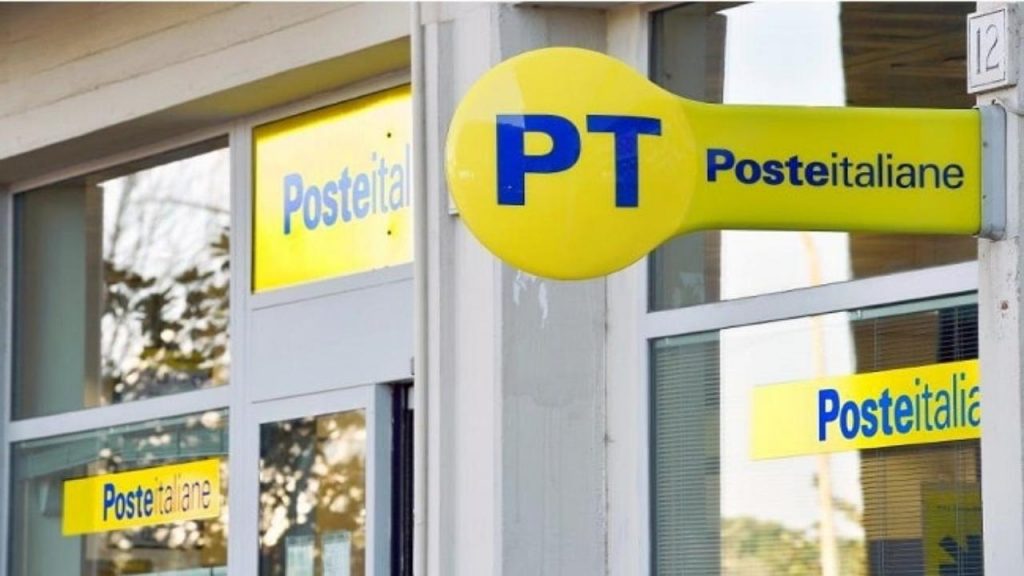 INPS, il 6 settembre devi per forza andare in Posta: pagano l'extra a tutti i pensionati
