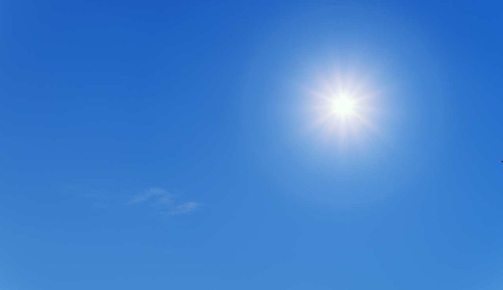 Sole alto nel cielo - fonte_Canva - piemotetopnews.it