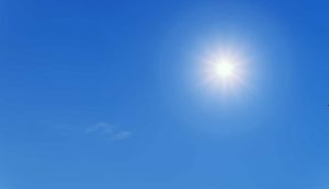 Sole alto nel cielo - fonte_Canva - piemotetopnews.it