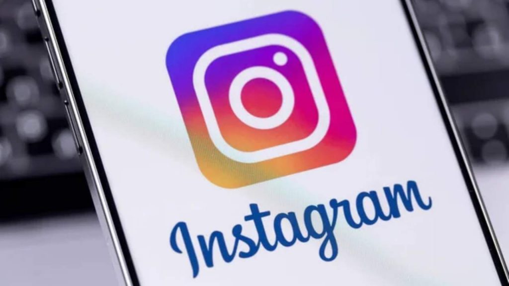 UFFICIALE INSTAGRAM: introdotta la funzione che ti fa sapere chi ti spia il profilo | Bye bye ai pettegoli