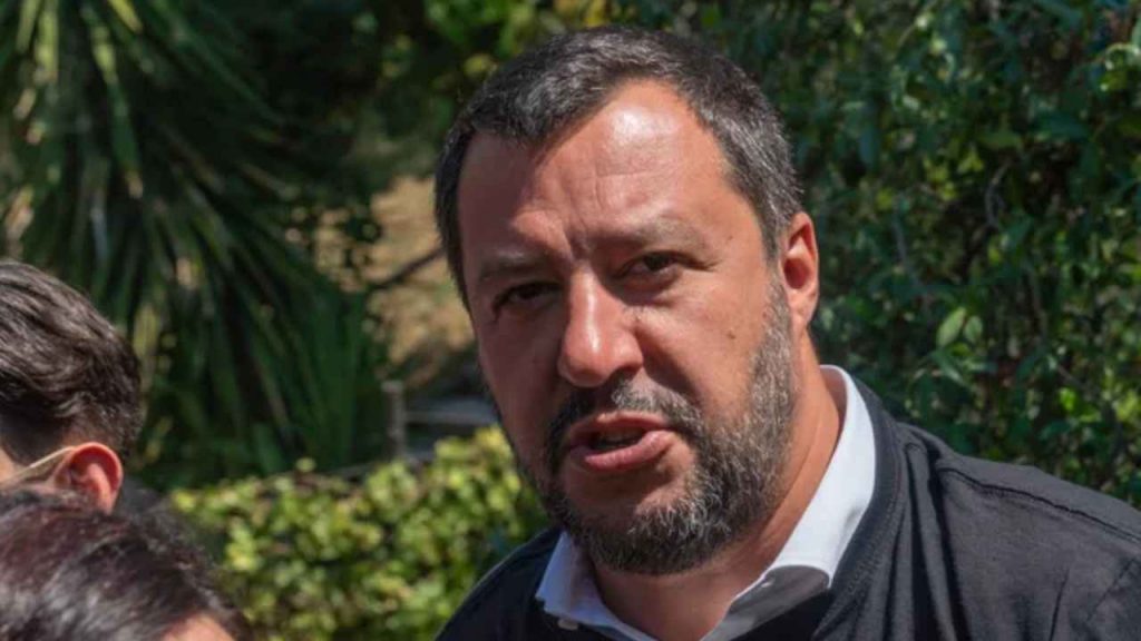 matteo-salvini-ministro-delle-infrastrutture-e-dei-trasporti-depositphotos-piemontetopnews.it