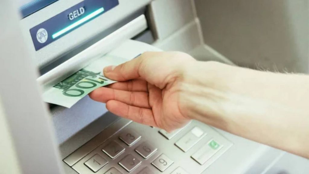 prelievo-contante-bancomat-depositphotos-piemontetopnews.it