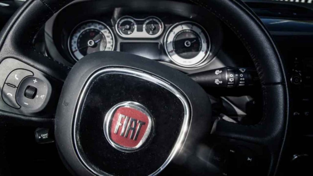 volante-auto-fiat-depositphotos-piemontetopnews.it