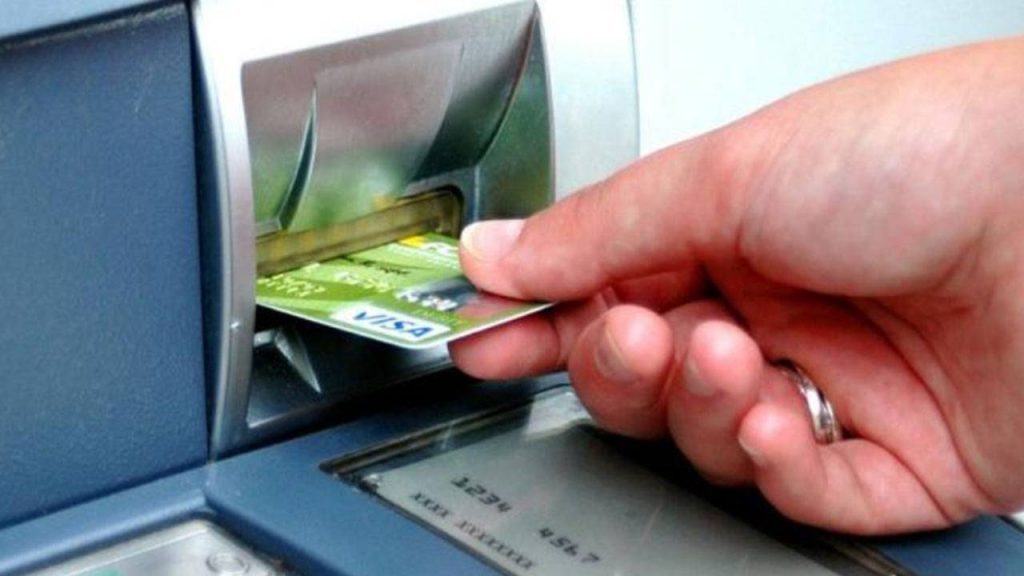 Bancomat, spunta l'importo minimo dei prelievi - Piemontetopnews.it