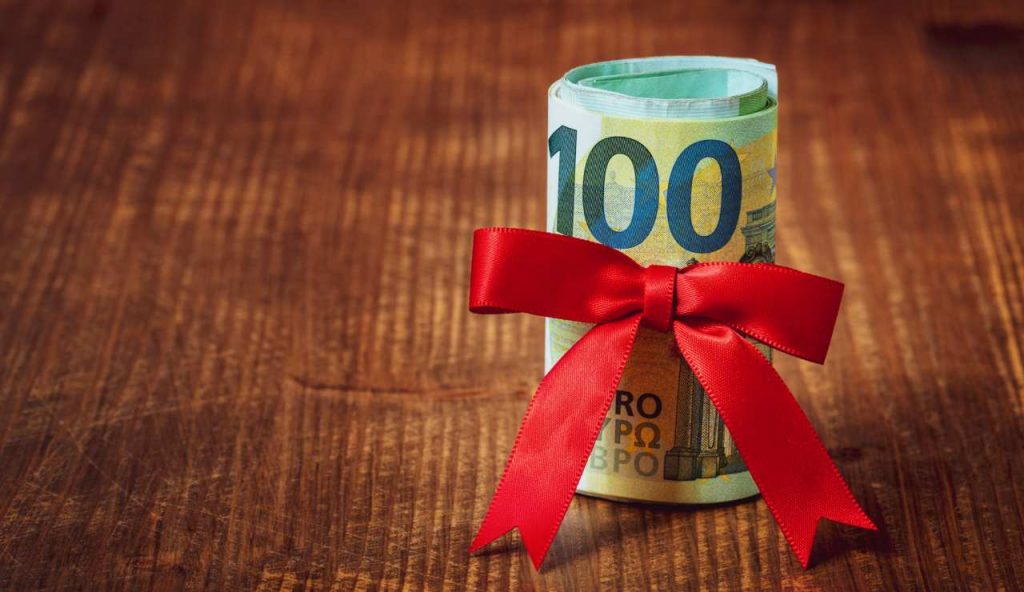 100 euro in regalo (web) - Piemontetopnews.it