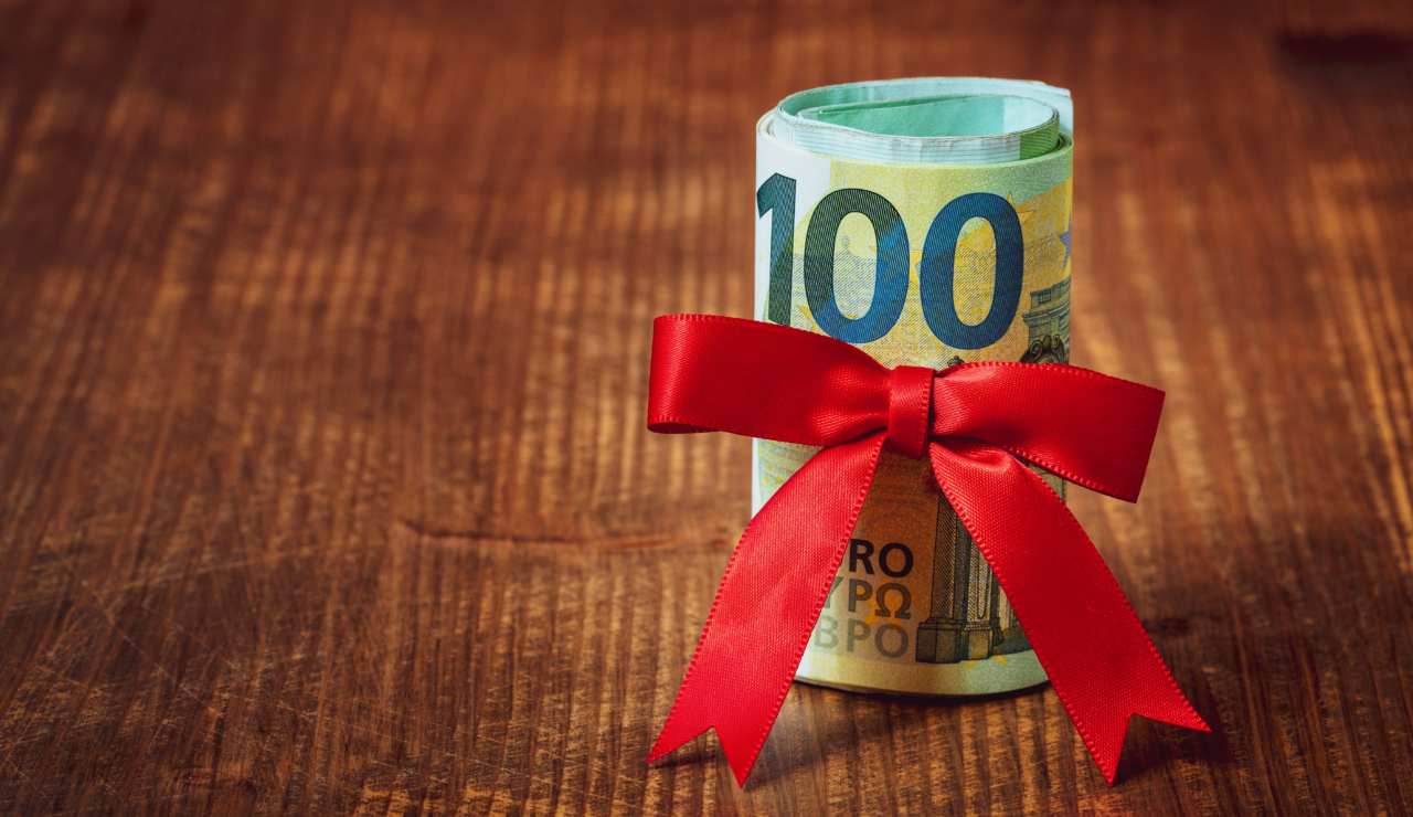 100 euro in regalo (web) - Piemontetopnews.it