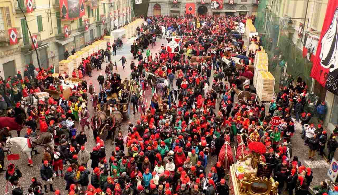 Bilancio in salute per lo storico Carnevale di Ivrea: avanzo di 16mila euro nell’edizione 2025