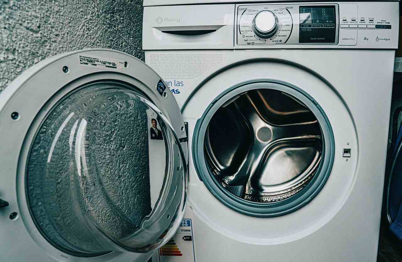 Addio alle bollette troppo care, il cassetto della tua lavatrice ti salva | Il 40% in meno fin da subito